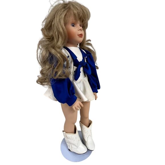 Haley Alexis Jones Dallas Cowboys Cheerleader Doll 18.5” Blonde Outfit Boots - Picture 6 of 9